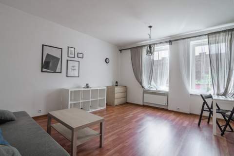 Duża kawalerka 32 m2 - Armii Krajowej 102, Batory