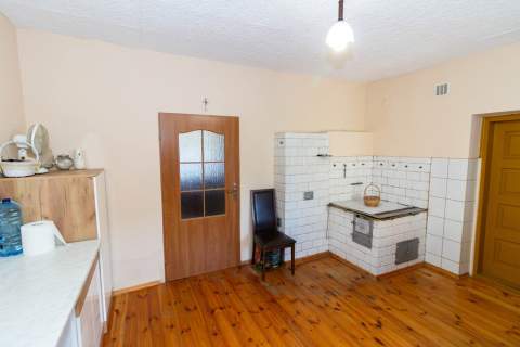 Dom parterowy 42m2, działka 800m2 Gliniany