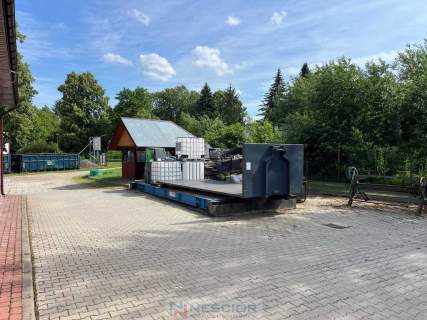 Obiekt przemysłowo-usługowy z pełnym zapleczem