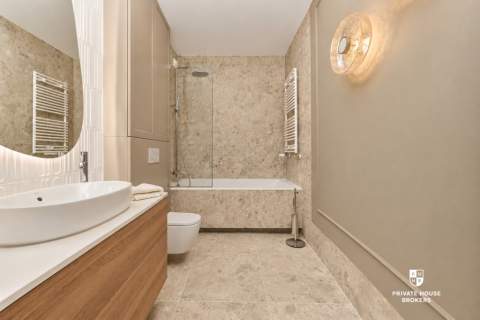 4-pokojowy apartament przy ul. Bernardyńskiej 4