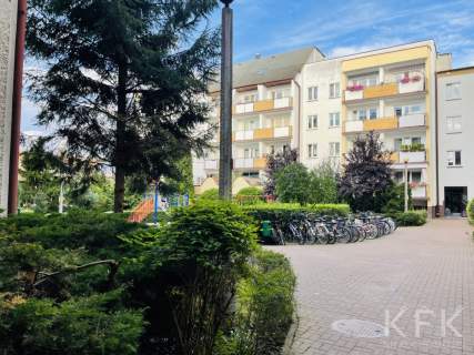 Koniuchy, wysoki parter,blok z cegły, patio