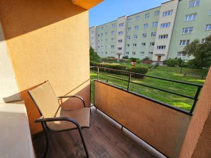 3 pokoje - dużo zieleni - balkon - przestronne