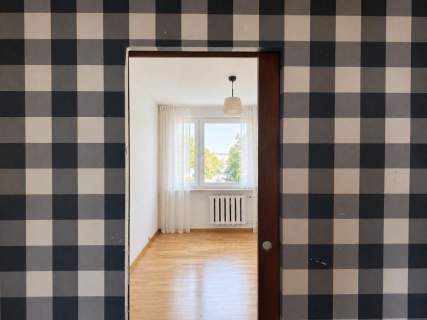 Mieszkanie 4 pokoje 73,80 z balkonem po remoncie