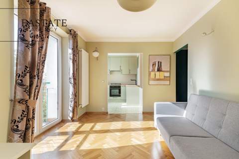 Metro Słodowiec / Świeżo po remoncie / Balkon / Piwnica