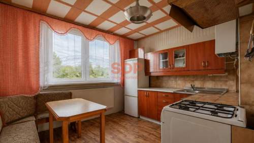 3 pokoje osobna kuchnia dwustronne blisko centrum balkon