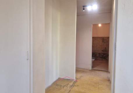 2 pokoje OSOBNA KUCHNIA balkon DO REMONTU