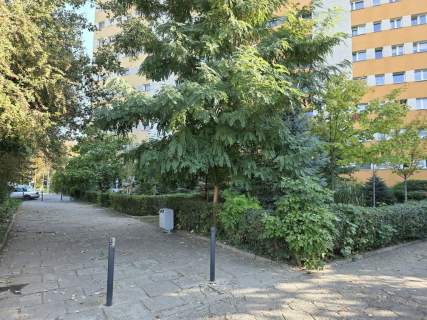 Kawalerka na sprzedaż 26 m2 balkon piwnicaSky Tower