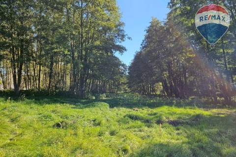 Działka budowlana 2292m2 z lasem nad rzeczką