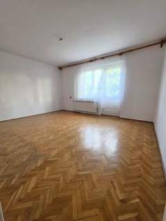 Przestronny dom z potencjałem