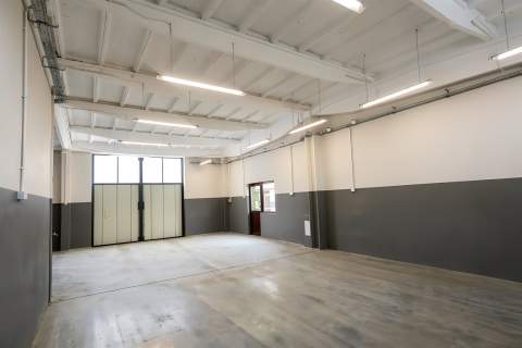 Hala produkcyjno - magazynowa 125 m2, Herby