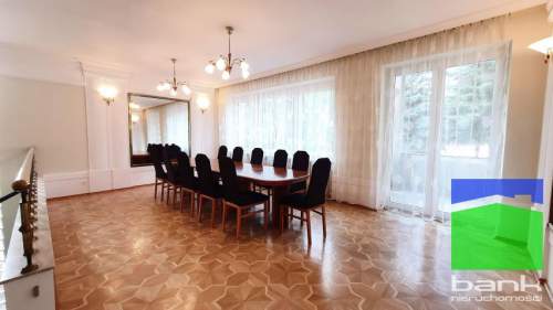 Julianów - do wynajęcia dom 300 m2 dwa garaże
