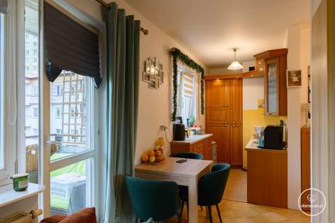BIELANY 2 POKOJE 2007 r BALKON TRAMWAJ CHOMICZÓWKA KW