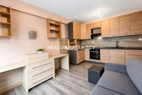 2 POK DUŻY BALKON MIEJSCE POSTOJOWE UL.NIEBYŁA
