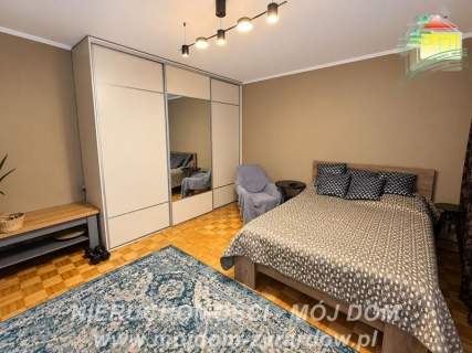 Gotowe do zamieszkania M-3 na Osiedlu Wschód, duży balkon.