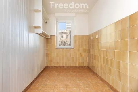 Mieszkanie koło Fabryki Norblina, 3 pok, loggia, parking, komórka
