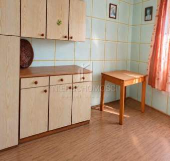 DOM Z POTENCJAŁEM I DUŻĄ STODOŁĄ NA DZIAŁCE 24,33 AR - UMIESZCZ