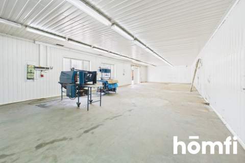 Kompleks komercyjny 5188m2 z halami i magazynami
