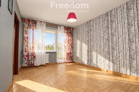 3 pokoje z balkonem 48 m 3 piętro