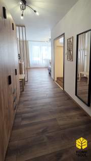 Nowoczesna kawalerka w apartamentowcu - Praga Południe