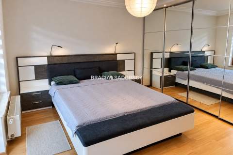 Ruczaj 52m2 2pok. oddzielna kuchnia 2 balkony