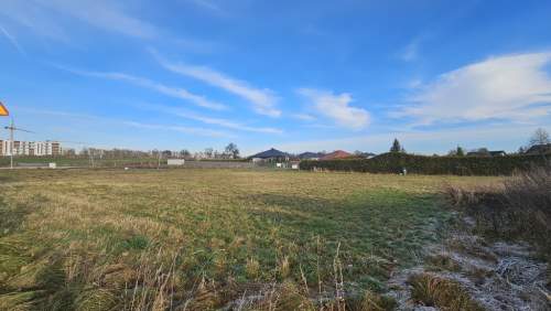 Kalinówka, 23ar, budowlana, media