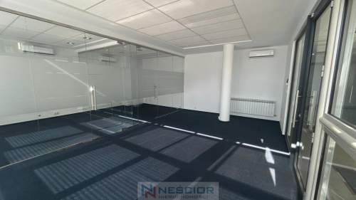 Lokal biurowy / handlowo-usługowy 60 m ul. Piłsudskiego Si