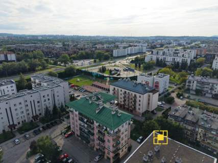 Przestronne 56 m na Małym Płaszowie 3 pokoje.