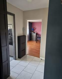 72 m 4 pokoje osobna kuchnia balkon po remoncie