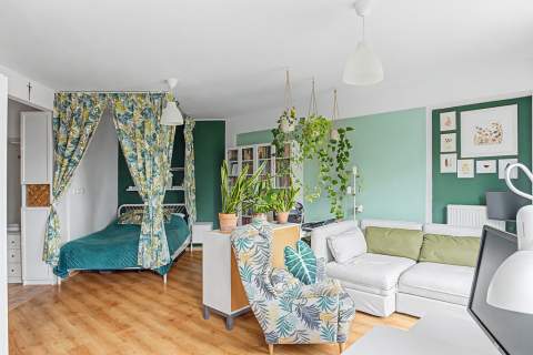 49,90 m z dużą garderobą Balkon Garaż Las