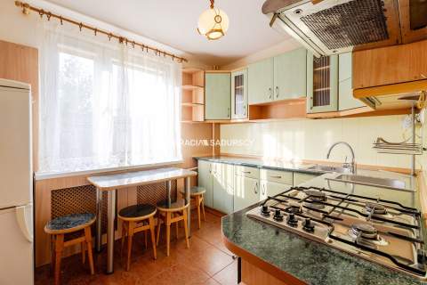 3 pok/ osobna kuchnia/ balkon- ul. Stojałowskiego.