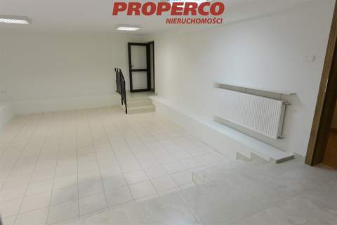 Lokal pow. 54,2m2, Daleszyce, Centrum