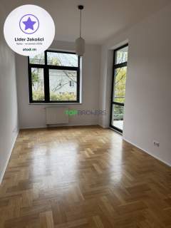 Eleganckie trzy pokoje przy Łazienkach, garaż