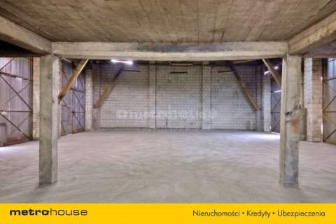 Kołaki obiekt z halą, działka 4000 m2