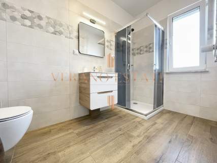 Okazja Idealne 2 Pokoje Dwustronne Balkon Miejsce P. Gratis