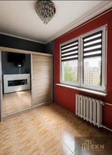 2 pokoje po generalnym remoncie Osobna jasna kuchnia Duży balkon...