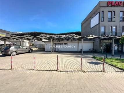Obiekt handlowy z możl. rozbudowy, działka 250m2