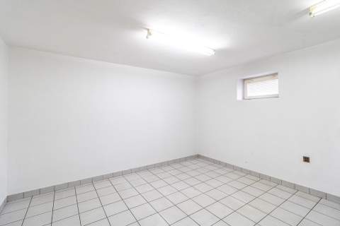 Widzew Budynek 270 m pod firmę lub gabinety