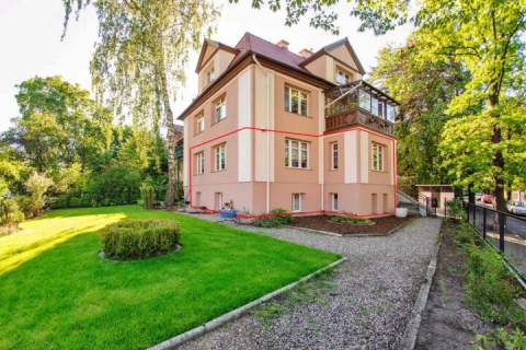 Apartament z dwoma sypialniami, Dębowa 12/1