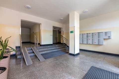 Przestronne Gotowe do wprowadzenia Balkon
