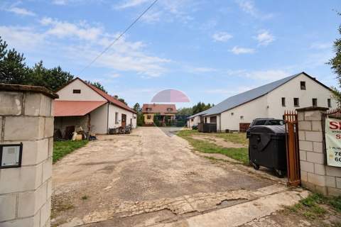 Budynek przemysłowy 115 m2 Klwatka Królewska 10 km od Radomia