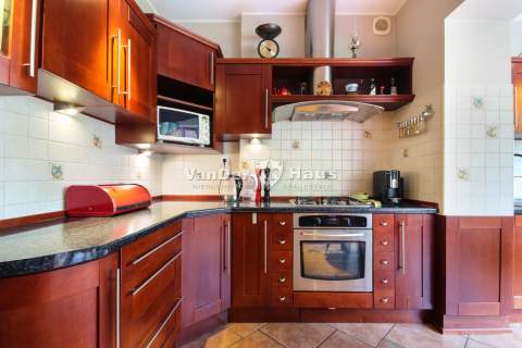Komfortowe mieszkanie z dużym ogrodem 1000 m2