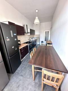 Wrocław Główny 5 pokoi Odnowiona kamienica