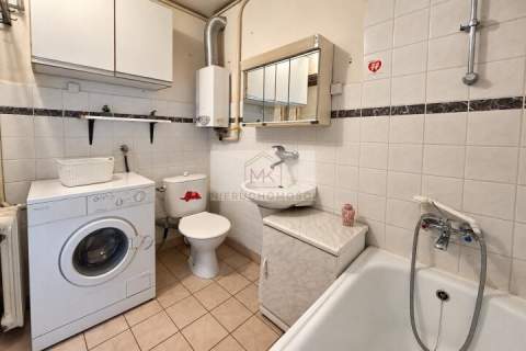 Mieszkanie 38 m2 1/2 pokoje Balkon 2 piętro Matejki , Lewin
