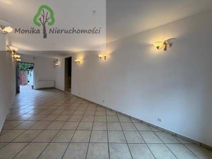 Dom z lokalem gastronomicznym 229 m2 620 m2 działki centrum 
