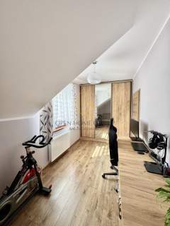 Ok Leśnica - balkon- ogród- strych- parking-3pokoje