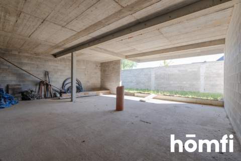 Nowoczesny design z betonu 2 tarasy 248 m2