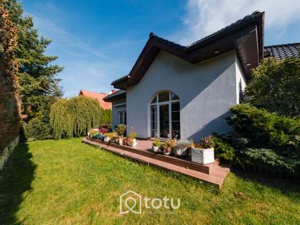 Dom wolnostojący 210 m działka 736 m