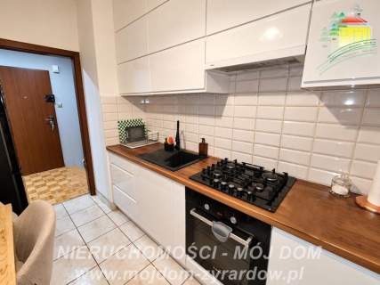 Gotowe do zamieszkania M-3 na Osiedlu Wschód, duży balkon.