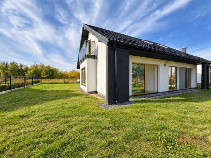 DOM W KIELCACH 5 POKOI 139,5 M 2025 R.