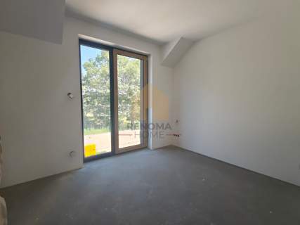112m2 4 pokoje poddasze klimatyzacja Maślice